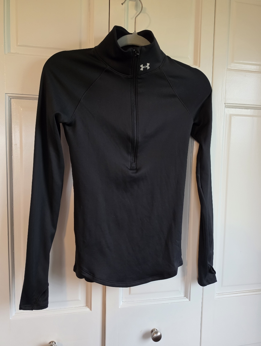 Under Armour Women’s Black Full Zip-Up Long Sleeve Jacket